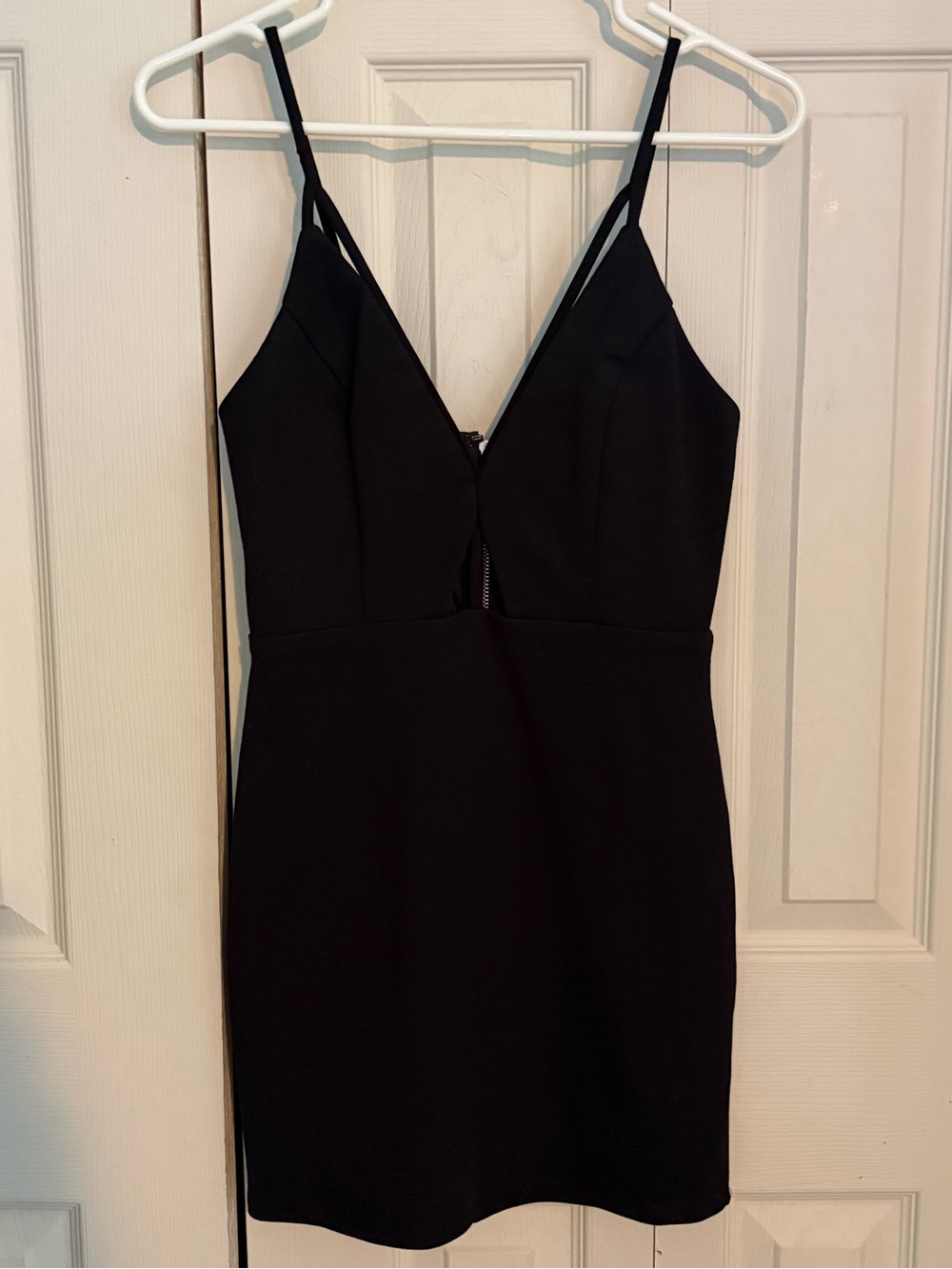 NWOT Tobi Deep Plunge V Neck Cut Out Black Bodycon Mini Dress Double Straps